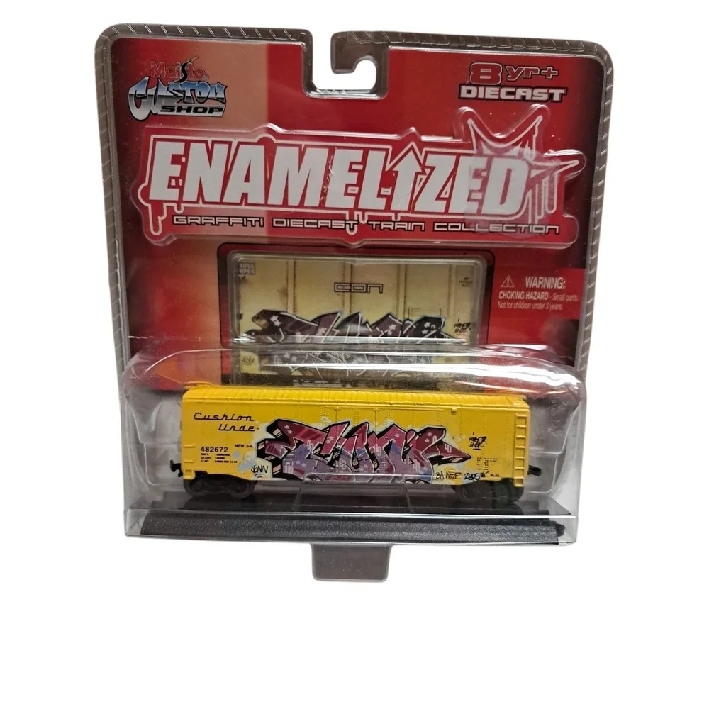 Maisto Enamelz Graffiti Train Diecast Box Car CON Yellow B&O Custom Shop‎ Sealed